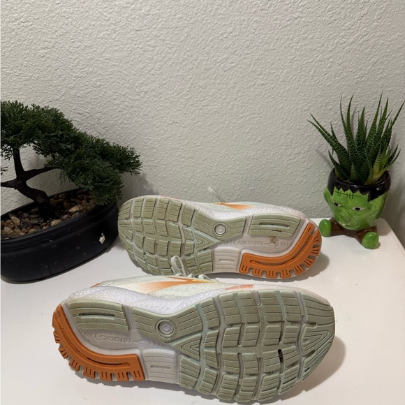 Brooks Women's Athletic Shoes - White and Orange - Picture 2 of 5